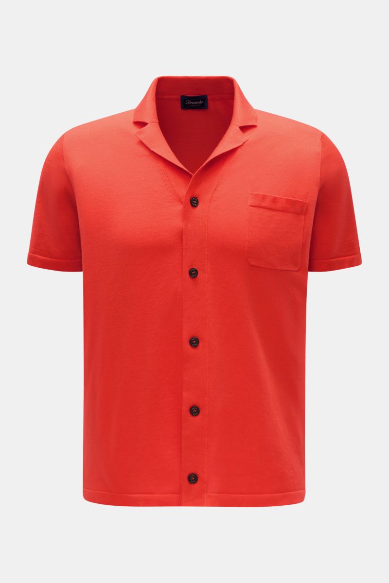 Front view of Drumohr Short sleeve knit shirt light red featuring a Cuban collar, button closure, chest pocket, and straight hem. Stylish casual look: This knit shirt by DRUMOHR is a versatile piece for your spring wardrobe. Pure cotton, very soft feel, r