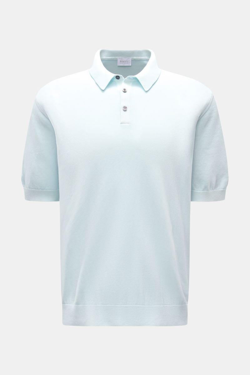 Front view of 04651/ A trip in a bag Short sleeve knit polo 'Pima Cotton' pastel blue made of fine Pima cotton with a slim fit.

Description: Made of fine Pima cotton, the soft knit polo 'Pima Cotton' with short sleeves by 04651 / A TRIP IN A BAG is pe