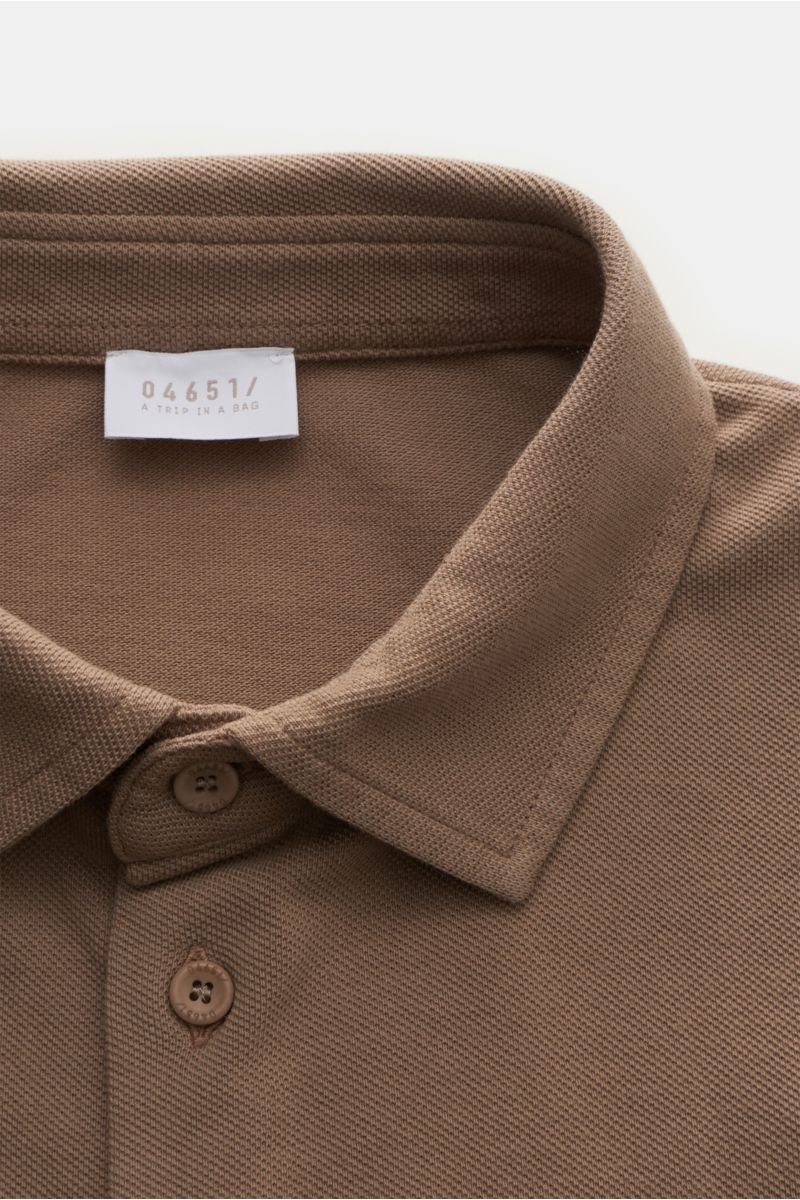 04651/ A trip in a bag Piqué-Hemd schmaler Kragen taupe