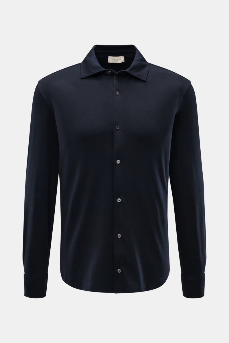 Front view of the Piacenza 1733 Jersey shirt slim collar dark navy, a slim fit jersey shirt made of pure cotton with a narrow collar and classic barrel cuffs.

Luxurious comfort for everyday wear: This jersey shirt from PIACENZA 1733, made from soft co