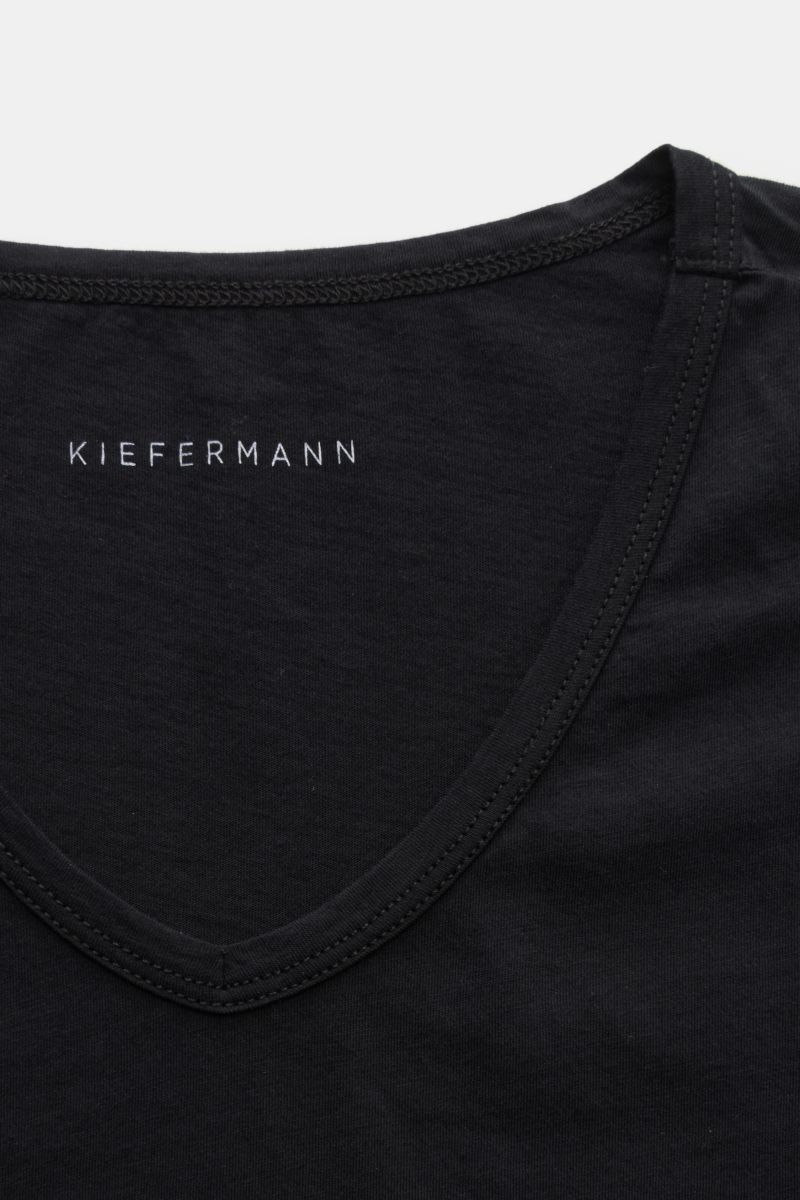 Kiefermann V-Neck T-Shirt 'Darius' schwarz