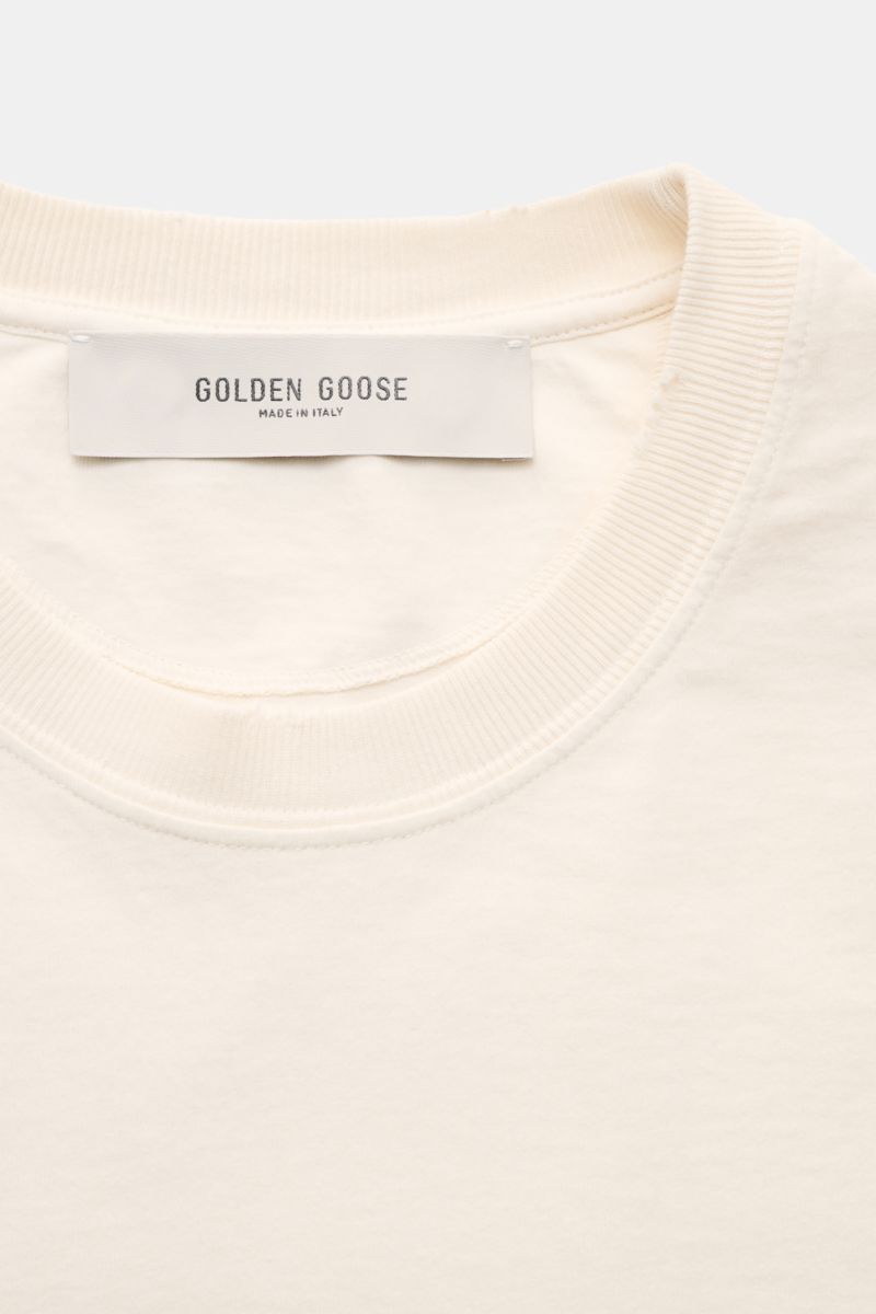 Golden Goose Rundhals-T-Shirt creme, Nahaufnahme von Kragen und Label, weicher Baumwolljersey mit Vintage-Details, Italien-Design.