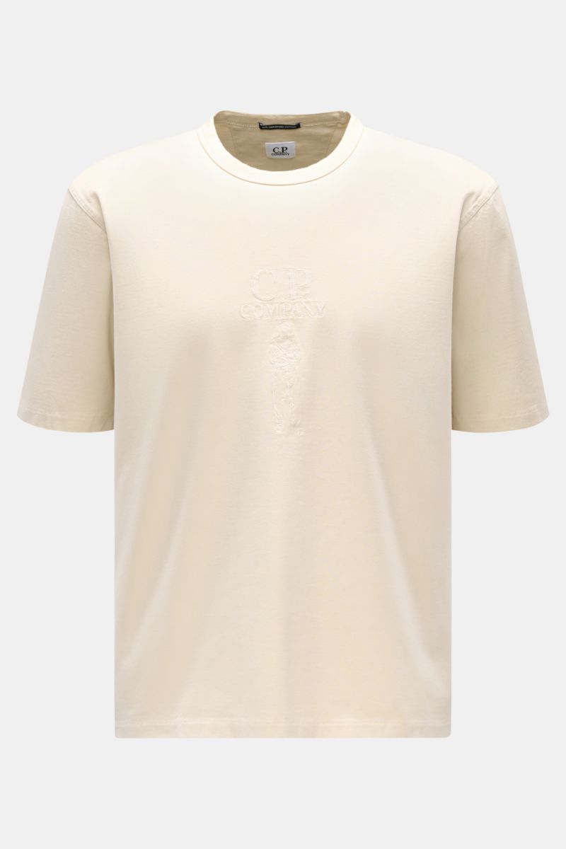 C.P. Company Rundhals-T-Shirt sand, frontale Ansicht, Jersey aus mercerisierter Baumwolle, weicher Griff, Regular Fit, Logo-Stitching auf der Brust.