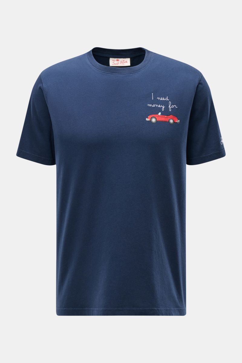 Front view of the MC2 Saint Barth Rundhals-T-Shirt 'Portofino' navy, made of soft organic cotton with chest stitching and print.

Description: Sommerlicher Hingucker: Das T-Shirt von MC2 SAINT BARTH aus weicher Bio-Baumwolle wird mit Stitching und Prin