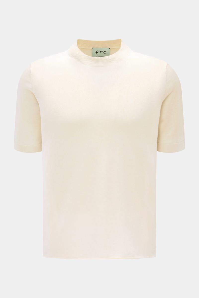 FTC Kurzarm-Rundhalspullover creme, frontal aus leichter Qualität mit feinem Strickbild, Slim Fit, Rippbündchen, rolliertem Saum, Cashmere-SeaCell-Mix, Öko-Tex® zertifiziert, nachhaltig produziert.