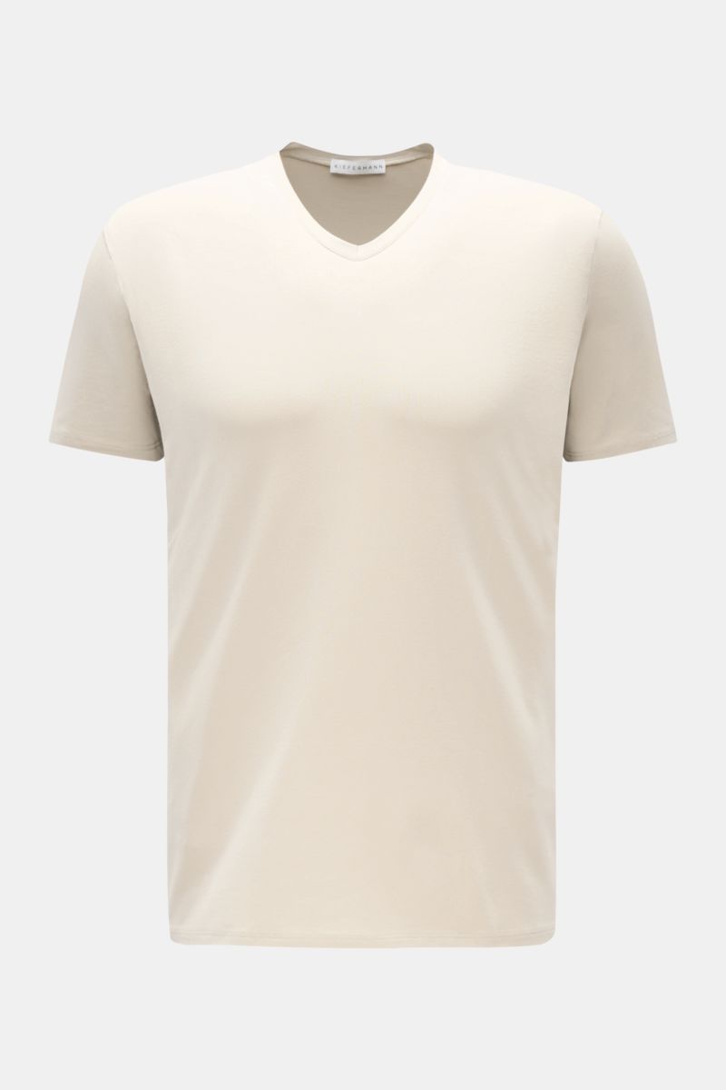 Kiefermann V-Neck T-Shirt 'Hape' sand, frontale Nahaufnahme, Extra Slim Fit, elastisches Baumwoll-Modal-Gemisch, weicher, glatter Griff, V-Ausschnitt.