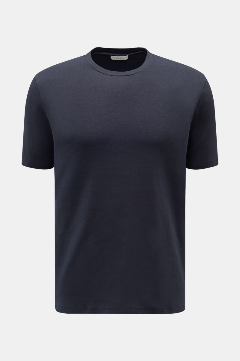 Kiefermann Rundhals-T-Shirt 'Arndell' dark navy, Frontansicht, elastische Baumwolle, weicher Griff, Regular Fit, Rundhalsausschnitt, vielseitiges Basic.