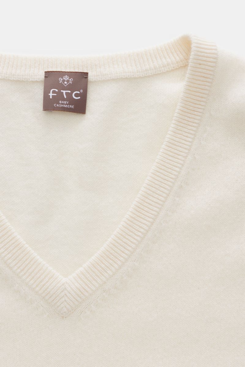 FTC Baby-Cashmere V-Neck Pullover creme