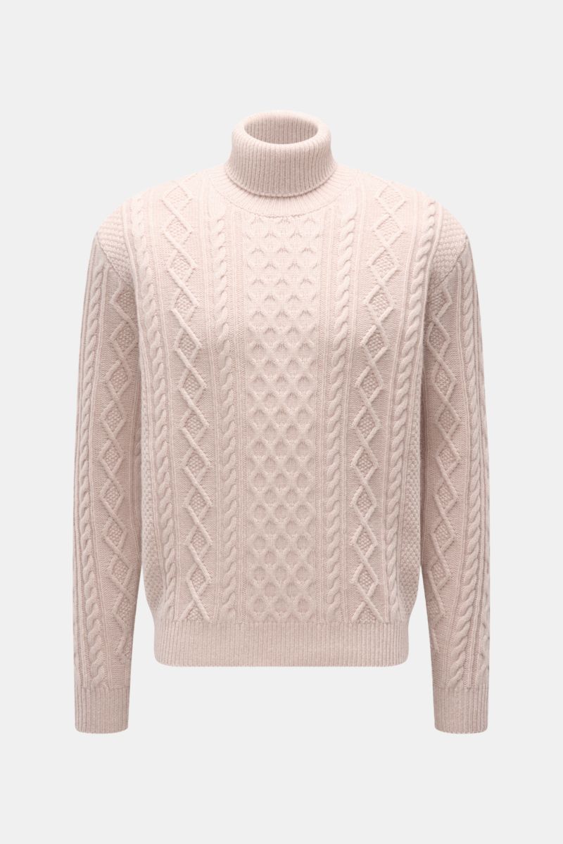 04651/ A trip in a bag Rollkragenpullover 'Mouline Cable Turtle' altrosa meliert, frontale Nahaufnahme, grobes Zopfstrickmuster, Woll-Cashmere-Bouclé, Regular Fit, Rollkragen und Rippbündchen.