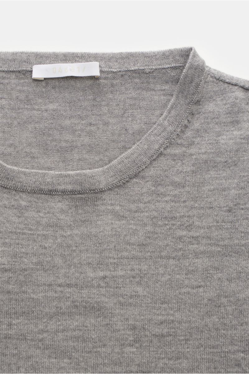 04651/ A trip in a bag Fine knit crew neck jumper 'Oyster' grey