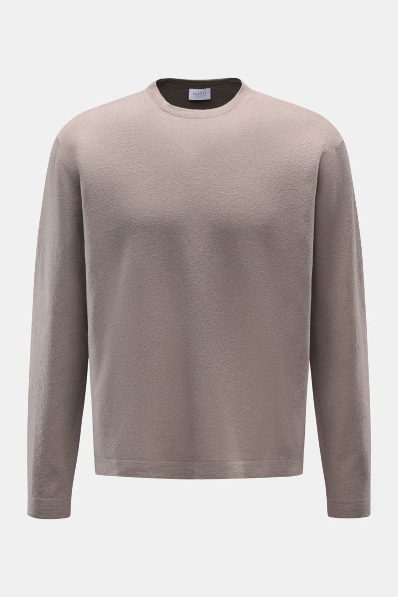 Front view of the 04651/ A trip in a bag Crew neck jumper 'Ultimate' grey, casual and comfortable for cold days, made of pure, soft wool with a fine knit, regular fit, crew neck, and double-layered seams.