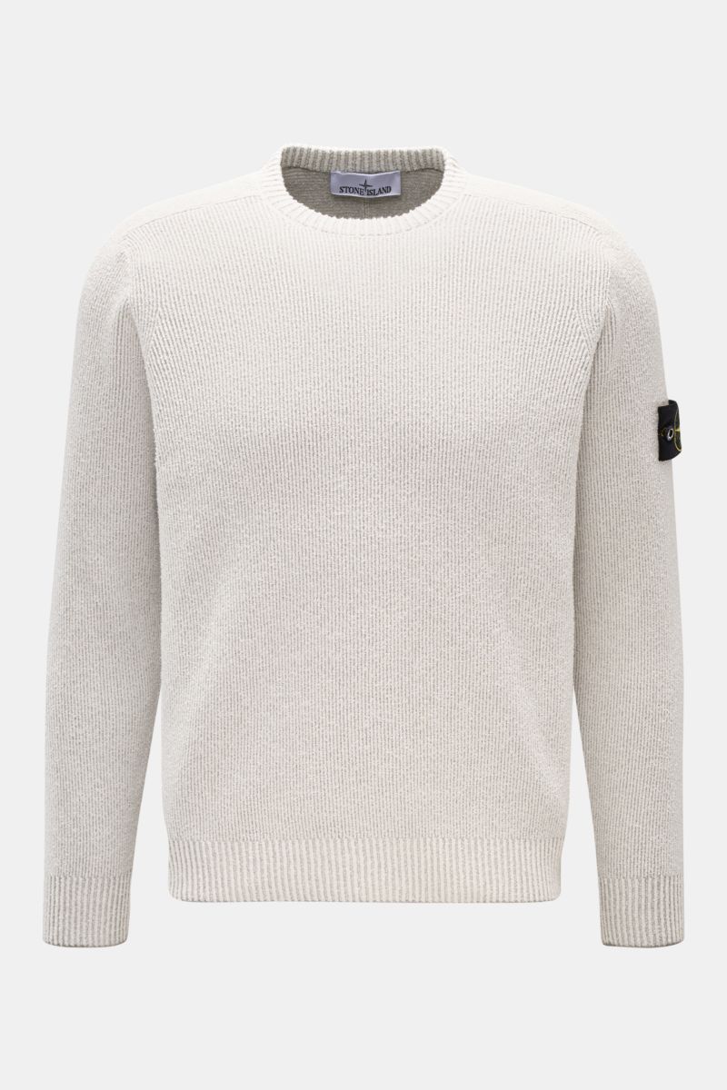 Stone Island Rundhalspullover offwhite, frontale Ansicht, Rippstrick aus Loop-Garn, Slim Fit, Baumwoll-Microfaser-Mix, Kompass-Badge am Oberarm.