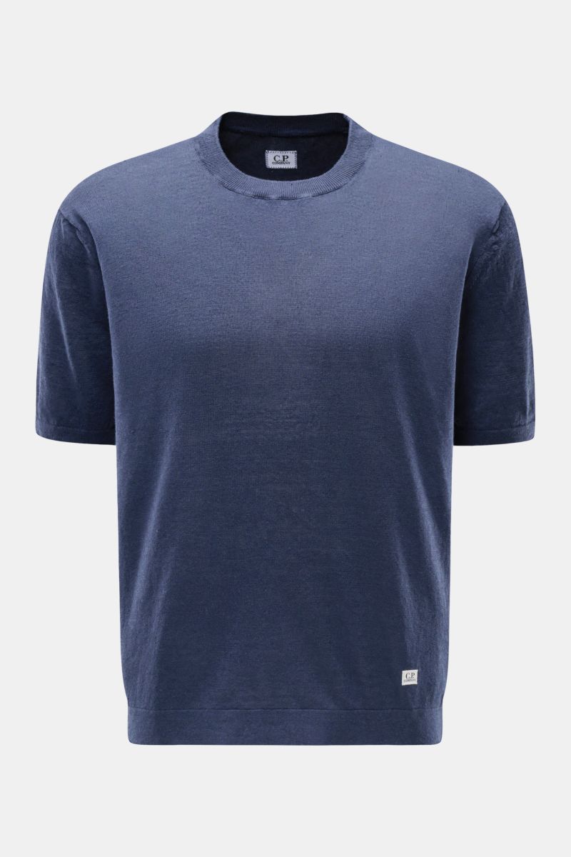 C.P. Company Kurzarmpullover navy, Frontansicht, leichter Leinen-Feinstrick, Regular Fit, elastische Rippbündchen, kleines Weblabel am Saum.