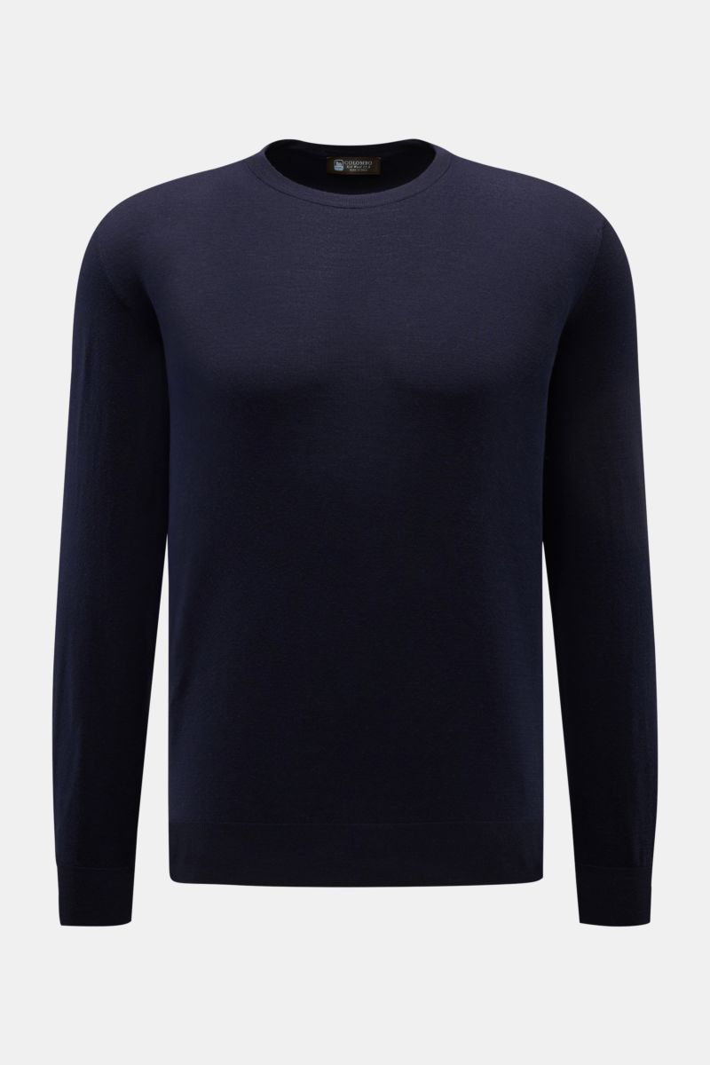 Colombo Rundhalspullover navy, vorne frontal fotografiert, aus reiner Kid Wool, Regular Fit, Rundhalsausschnitt, weicher Griff, Rippbündchen, feiner Luxus.