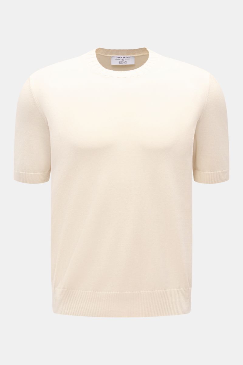 Gran Sasso Kurzarmpullover creme, frontale Nahaufnahme, reine Baumwolle, Slim Fit, Rundhalsausschnitt, feines Strickbild, Rippbündchen, weicher Griff.