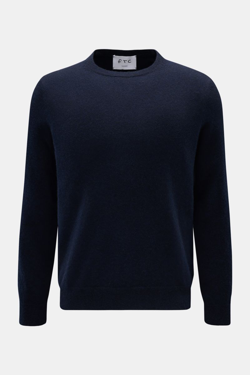 FTC Cashmere Rundhalspullover navy, Slim Fit, feines Strickbild, reiner Cashmere, sehr weich, Rundhalsausschnitt, Rippbündchen, frontal fotografiert.