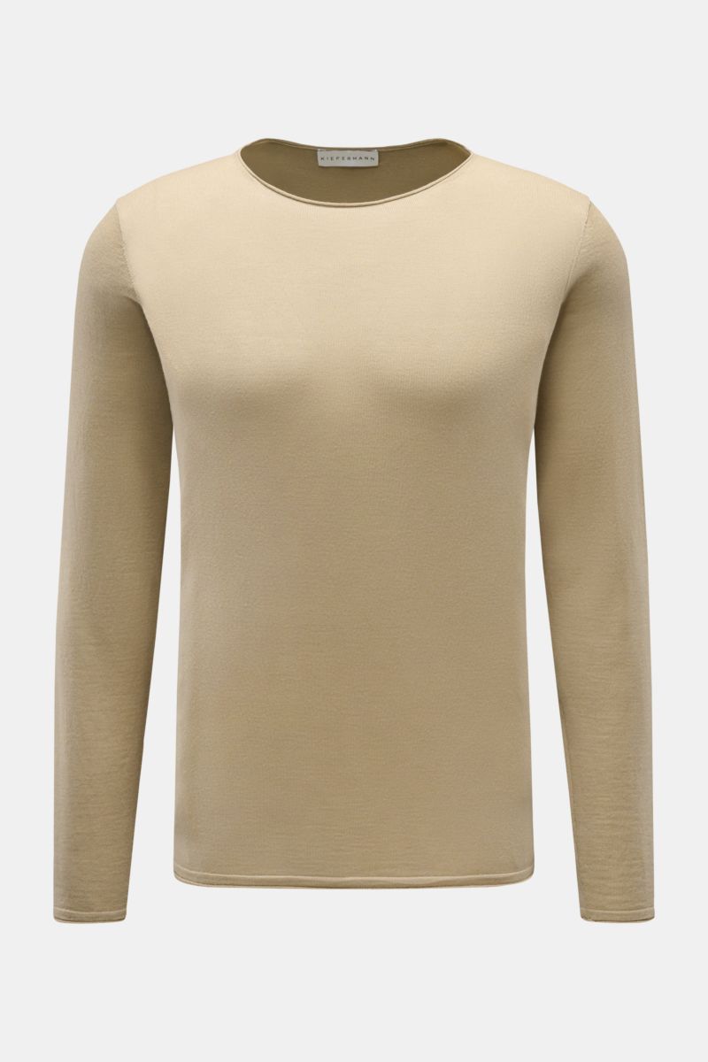 Front view of Kiefermann Merino crew neck jumper 'Benjamin' sand in pure merino wool, soft feel, fine knit, regular fit, ideal for layering on cold days. 

Description: A luxurious basic piece: This crew neck jumper by KIEFERMANN offers maximum comfort