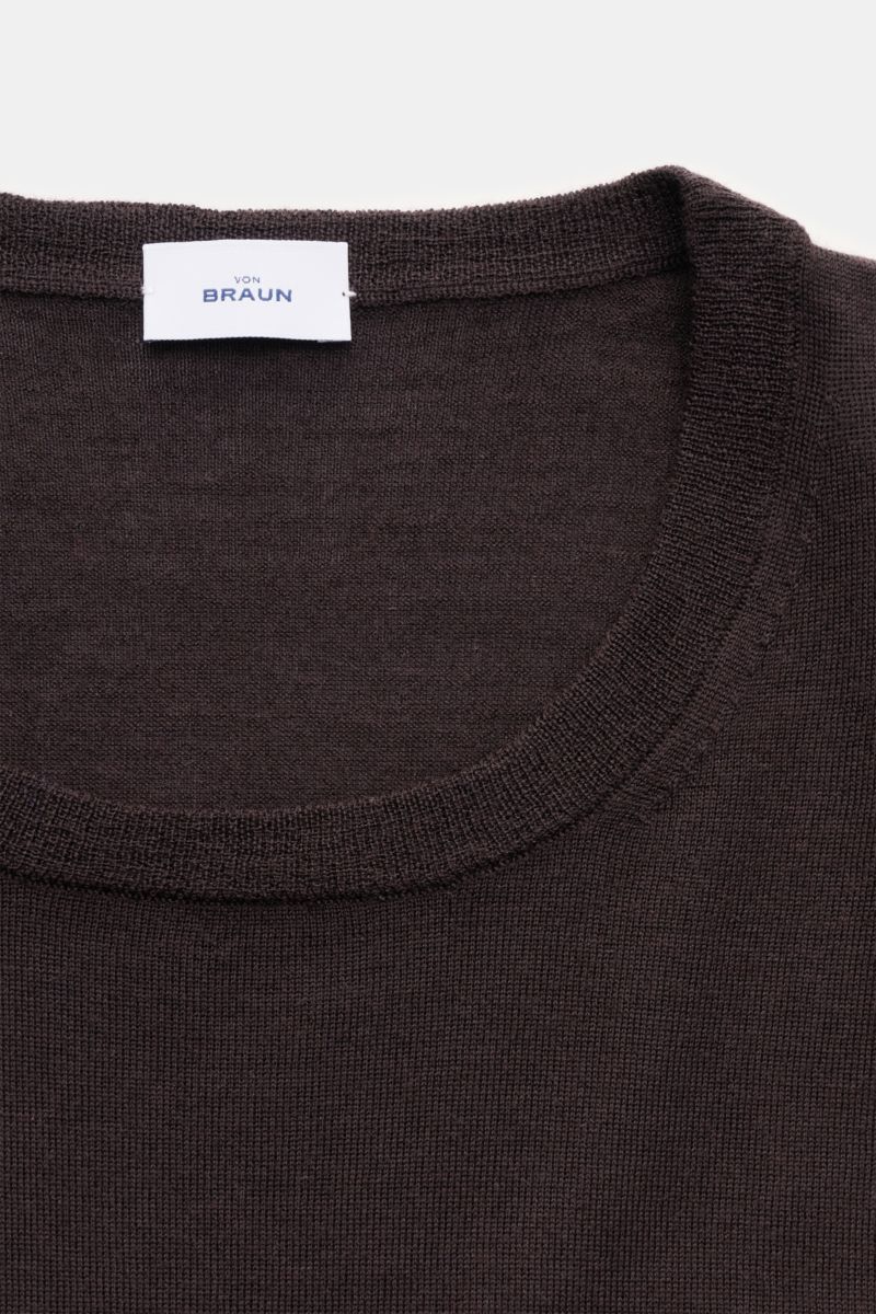 von Braun Merino Rundhalspullover dunkelbraun, Slim Fit, feiner Feinstrick, Rundhalsausschnitt, elastische Rippbündchen, Detailansicht von oben