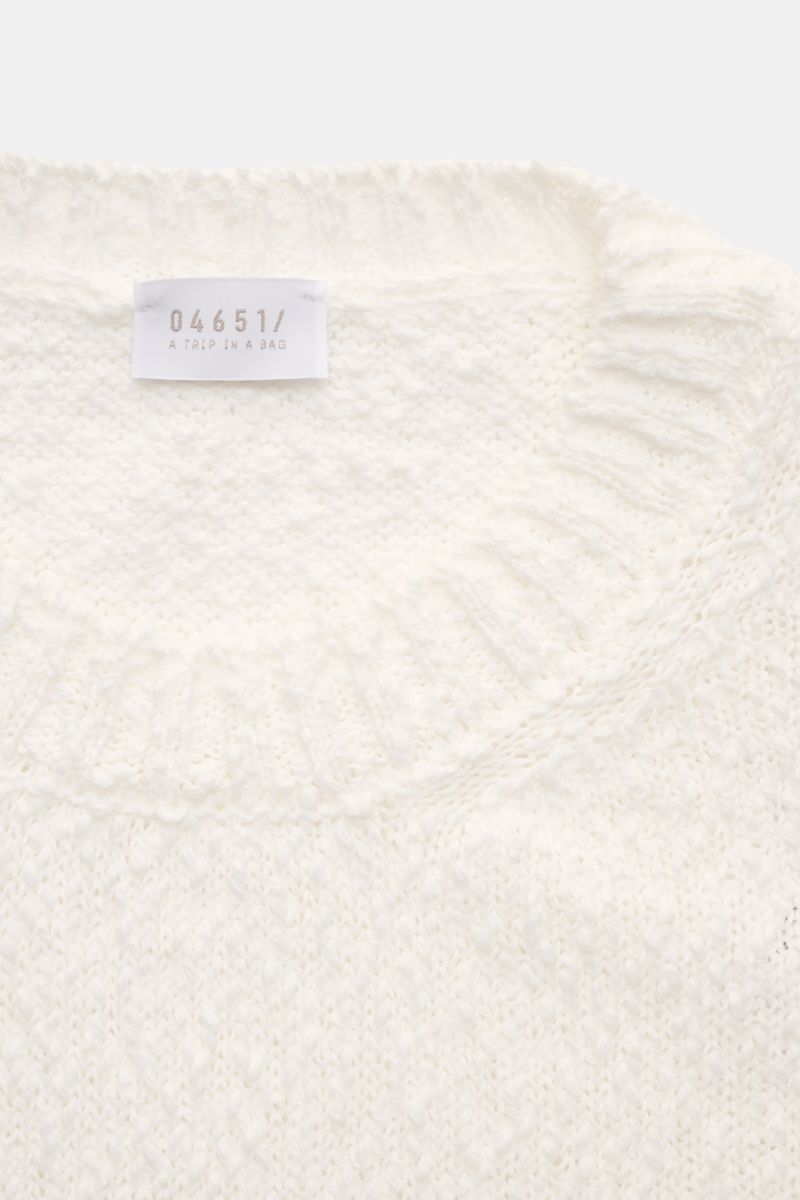 04651/ A trip in a bag Rundhalspullover 'Mouline Striped' offwhite/salbei gestreift, grob gestrickt, Rundhalsausschnitt, Rippbündchen, Baumwolle, Nahaufnahme von oben