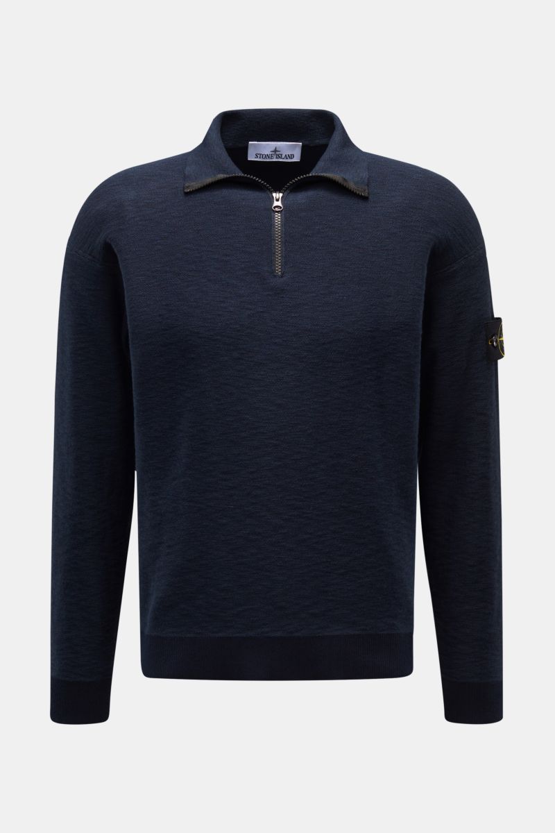 Stone Island Troyer navy, frontale Ansicht, Slim Fit Strickpullover mit Stehkragen, Zipper, linksgestrickter Baumwolle-Microfaser-Mix, Kompass-Badge am Ärmel.