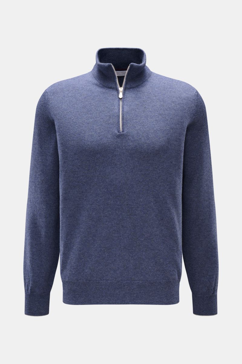 Front view of the Brunello Cucinelli Cashmere Troyer blau meliert, a sportive leisure essential made in Solomeo with pure cashmere, very soft touch, fine knit pattern, slim contrast edges, regular fit, Troyer collar with zipper, and flexible ribbed cuffs.