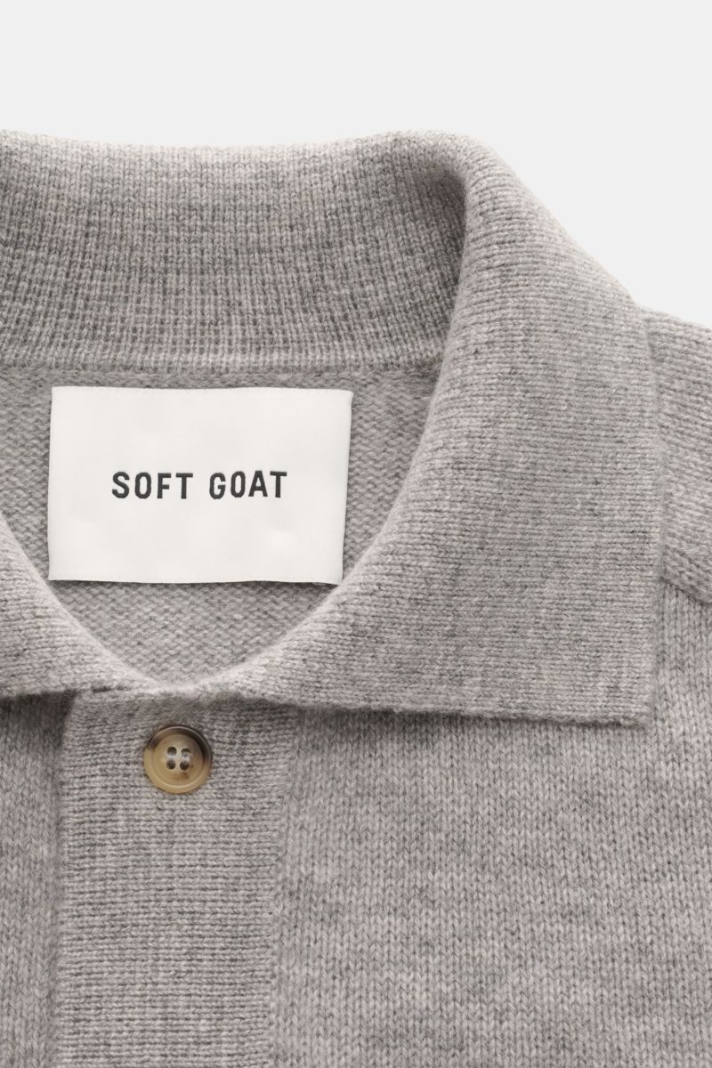 Soft Goat Cashmere cardigan grey photographed from above showing the collar, six-button placket, and medium-fine knit. Sustainably produced and certified: Young label SOFT GOAT shows how it’s done with their incredibly soft cashmere cardigan in shirt desi