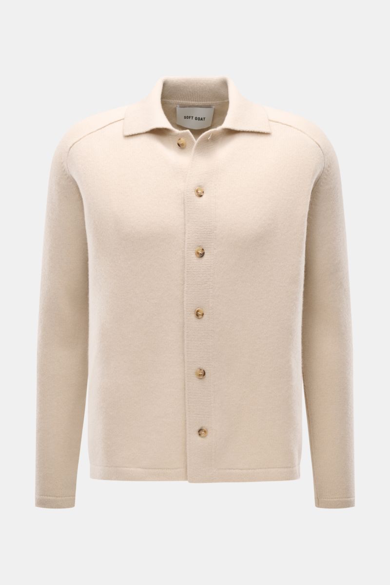 Soft Goat Cashmere cardigan sand shown from the front, slim fit with turn-down collar, raglan sleeves, six-button placket, wide ribbed bands, made of pure sustainable cashmere with a very soft feel and medium-fine knit.