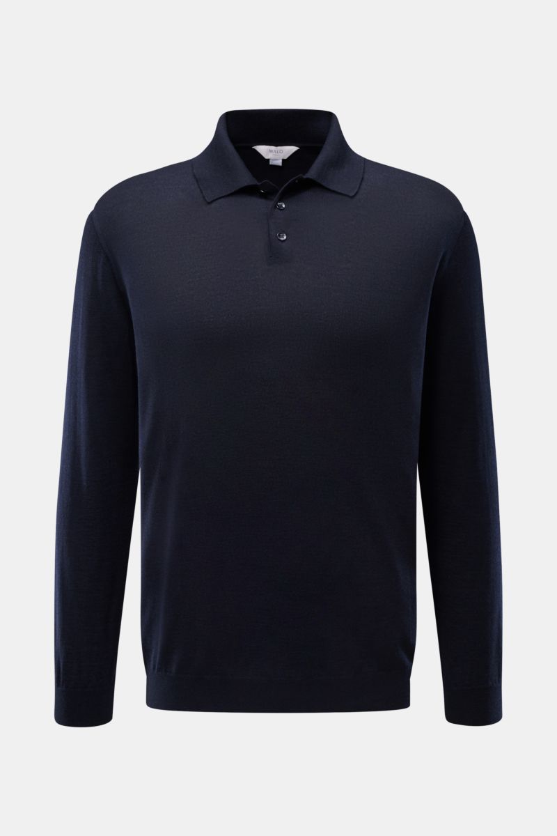 Front view of Malo Knit polo navy in dark navy, a soft knit polo with dress-shirt collar and three-button placket.

Description: 
An everyday essential: This soft knit polo by MALO is made of fine fabric in cashmere and silk – a stylish piece for class