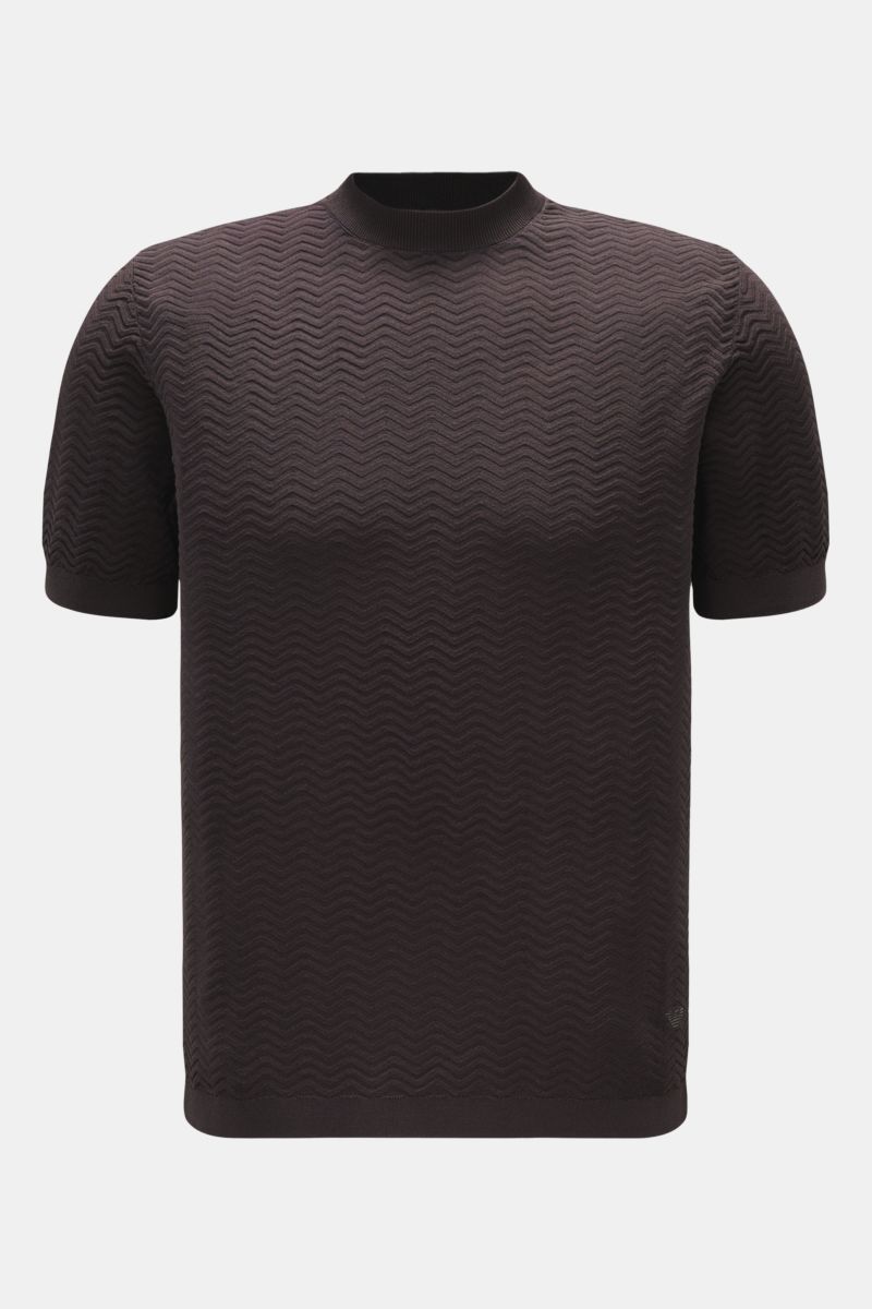 Front view of Emporio Armani Kurzarmpullover dunkelgrau, a slim fit short-sleeve sweater with elegant textured knit, round neckline, ribbed cuffs, and subtle logo stitching made from a viscose and microfiber blend, showcasing a fine structure and lightly 