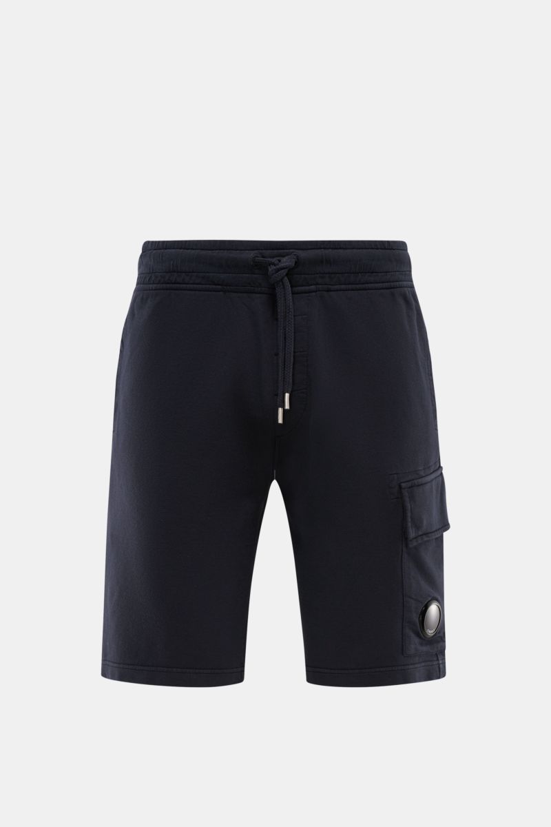 C.P. Company Cargo-Sweatshorts dark navy, frontale Ansicht, leichte Sweat-Shorts aus reiner Baumwolle mit elastischem Bund, Tunnelzug, Slim Fit, Cargo-Tasche mit Linsen-Detail.
