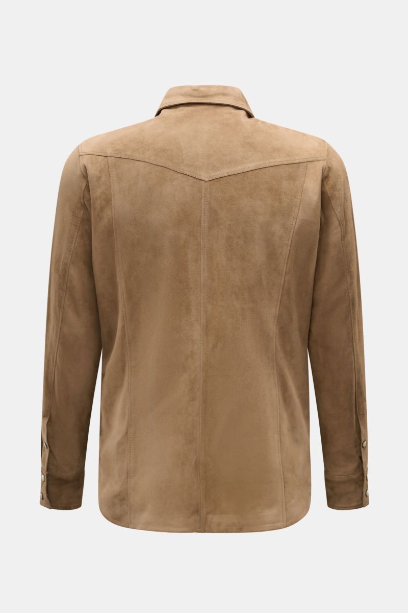 Rifugio Suede jacket light brown shown from the back, smooth suede with soft feel, slim fit, six-button placket with snap buttons, turn-down collar, patch breast pockets with flap, sleeves cuffs with snap button, lining made of pure wool, rounded hem.