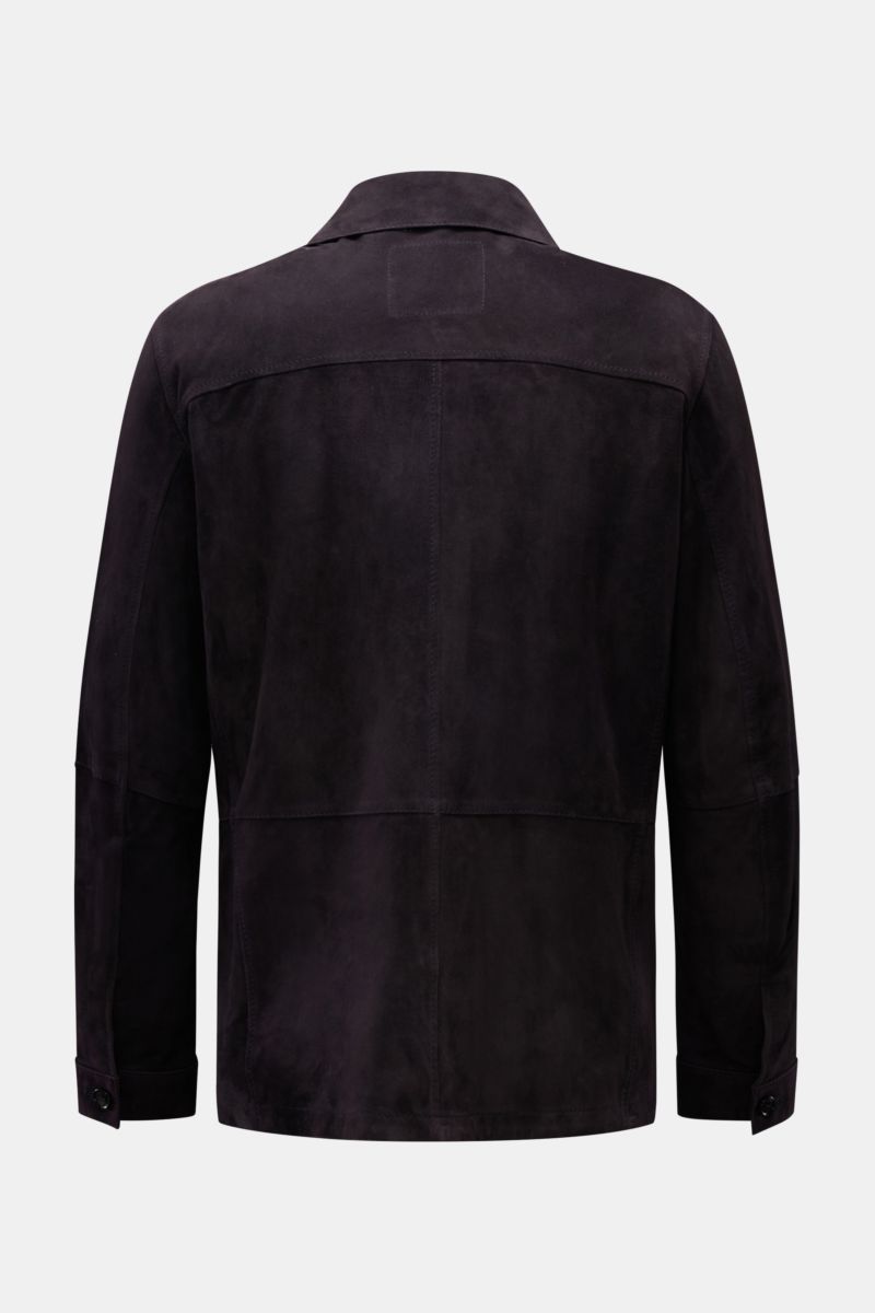 Back view of Windsor Velourslederjacke 'Olfano' schwarz, a slim fit, soft black suede leather jacket with a turn-down collar and cuff buttons.

Description: Die leichte Lederjacke 'Olfano' von WINDSOR aus feinem Ziegenvelours besticht durch ihren außer
