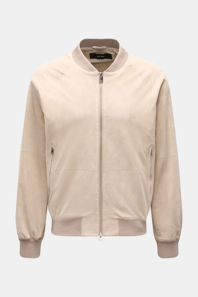 Arma Veloursleder-Blouson 'Dion' sand, Vorderansicht, ungefüttert aus feinem Ziegenvelours mit Blousonkragen, Zwei-Wege-Zipper, Rippbündchen.