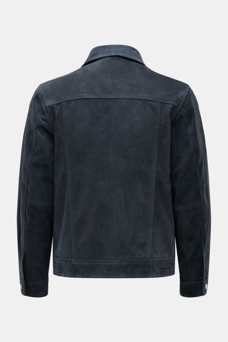 Officine Générale Velourslederjacke 'Loki' graublau shown from the back, made of soft goat suede with a slim fit and classic collar.