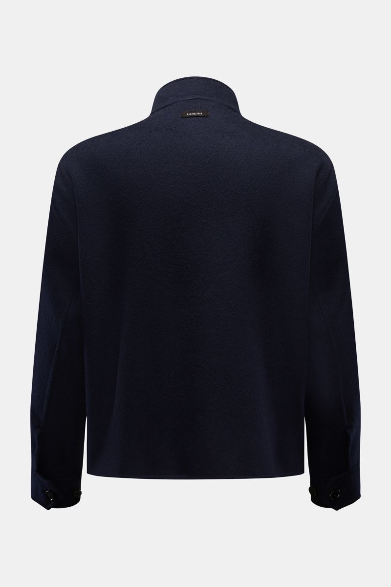 Lardini Flanell-Jacke 'Aaberit' navy, Rückansicht mit Stehkragen, weichem Woll-Cashmere-Flanell, Knopfriegeln an Ärmeln, ungefüttert, Regular Fit.