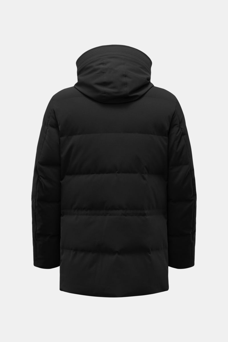 Montecore Daunenjacke schwarz, Rückansicht, Twill Microfaser, weicher Griff, wärmende Daunenfüllung, gesteppte Optik, Regular Fit, Kapuze, Zwei-Wege-Reißverschluss, Windblende, Front- und Hüfttaschen, zwei Innentaschen, geschmeidiges Futter.