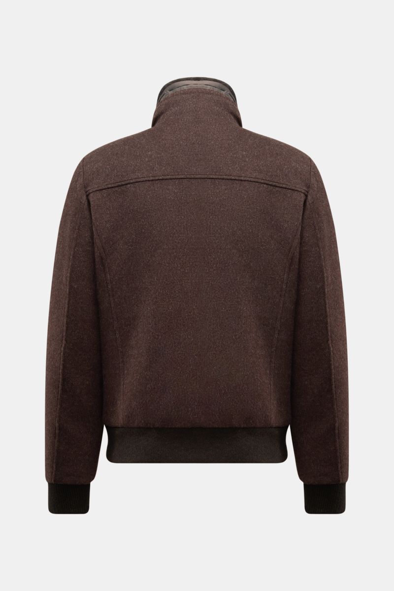 Moorer Daunenblouson 'Bellati' dunkelbraun, Rückansicht, Slim Fit, Mix aus Wolle und Cashmere, gestrickte Außenseite, leichte Daunenfüllung, schmaler Stehkragen, elastische Abschlüsse, abnehmbarer Lammfellbesatz, glattes Innenfutter, zwei Innentaschen.