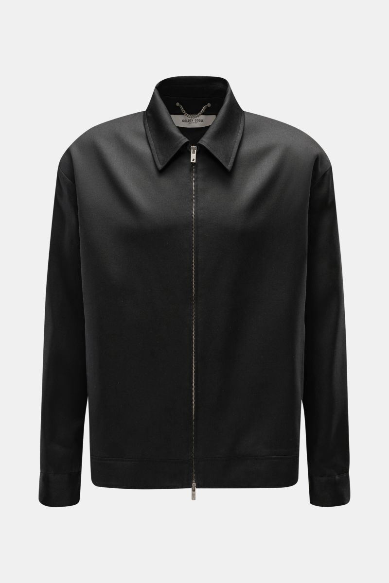 Golden Goose Jacke 'Coach Jacket Luther' schwarz, Frontansicht, aus feinem Schurwoll-Twill mit Reißverschluss und Umlegekragen.