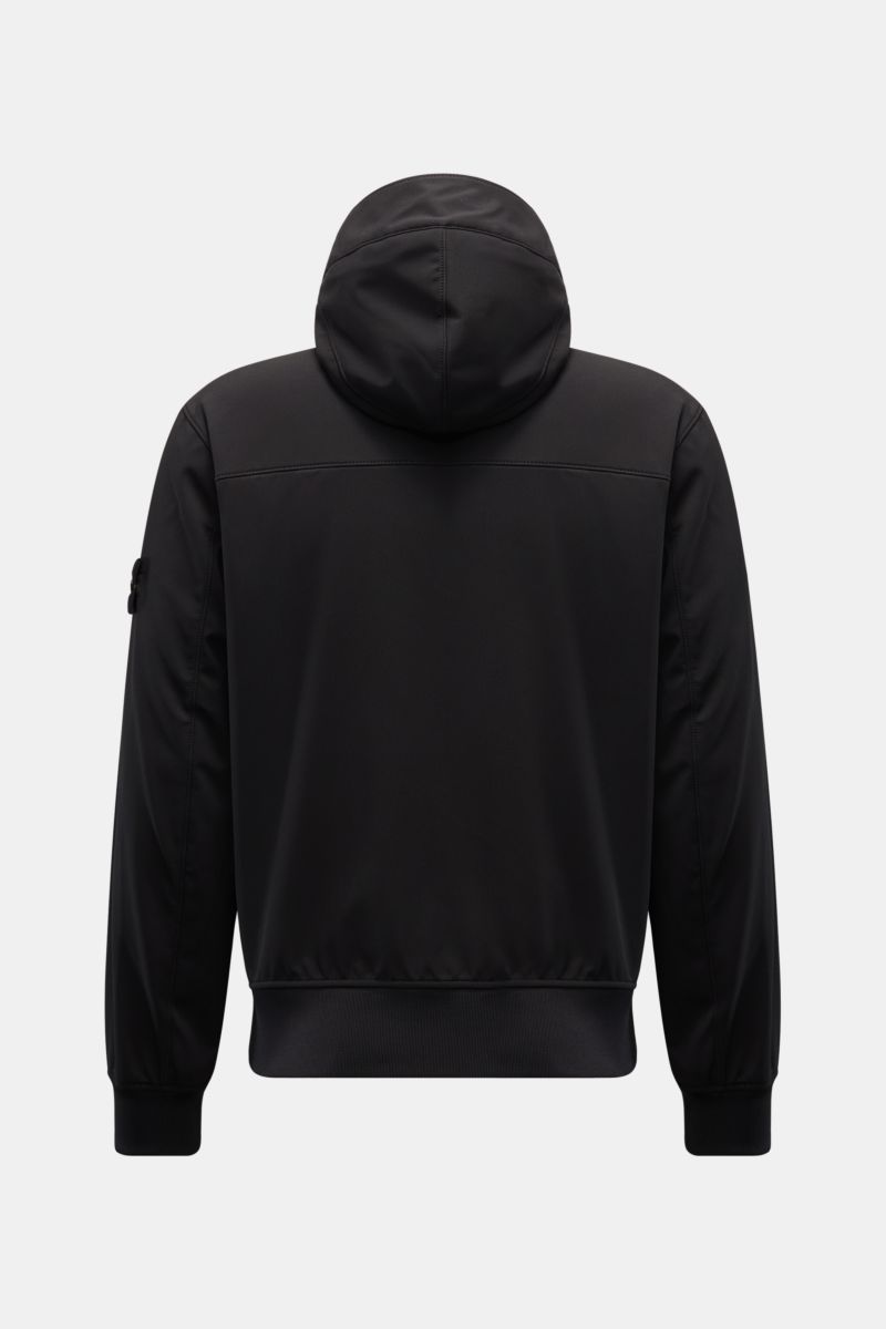 Stone Island Blouson 'Light Soft Shell-R' schwarz, Rückansicht mit Kapuze, wind- und wasserabweisend, Slim Fit, elastische Bündchen, Kompass-Badge.
