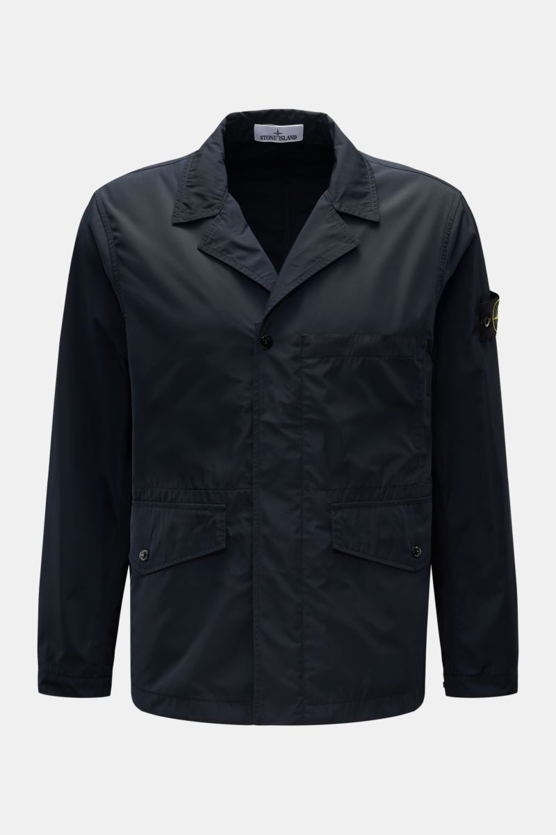 Front view of Stone Island Jacke 'Micro Twill' navy with slim fit, smooth microfiber, water-repellent, two-way zipper, and compass badge on sleeve.