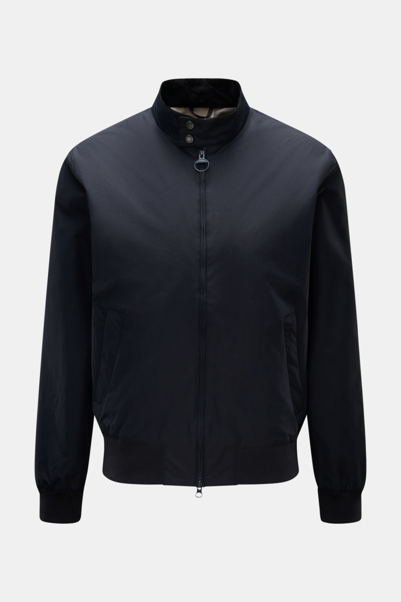 Front view of Barbour Blouson 'Royston' navy, a modern slim-fit lightweight jacket with corduroy-trimmed standing collar, two-way zip, zippered hip pockets, elasticated bands, mesh lining, and one inside pocket.

Description: Modern blouson by traditio