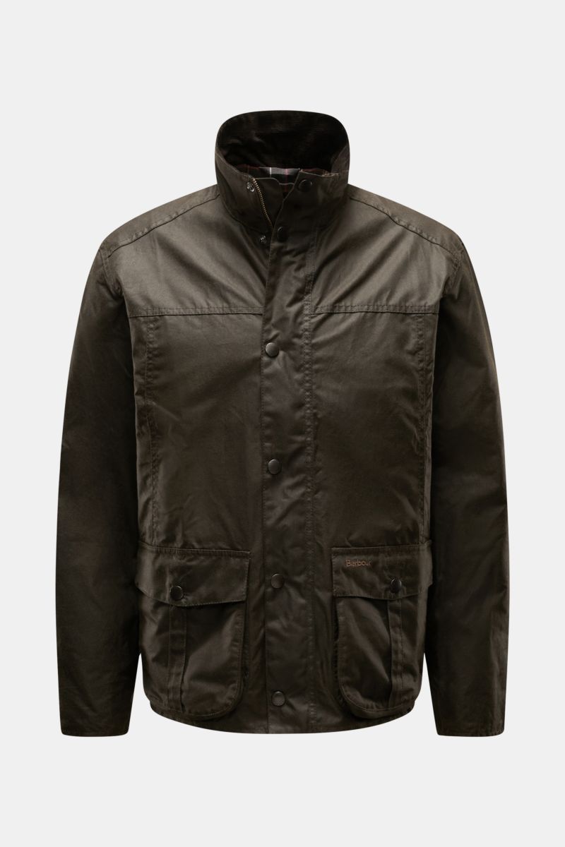 Front view of Barbour Waxed jacket 'Sander' dark olive, featuring waxed cotton, corduroy collar trim, and large buttoned front pockets.

Description: 
Protection against wind and weather in classic BARBOUR style: The waxed surface of the pure cotton ja
