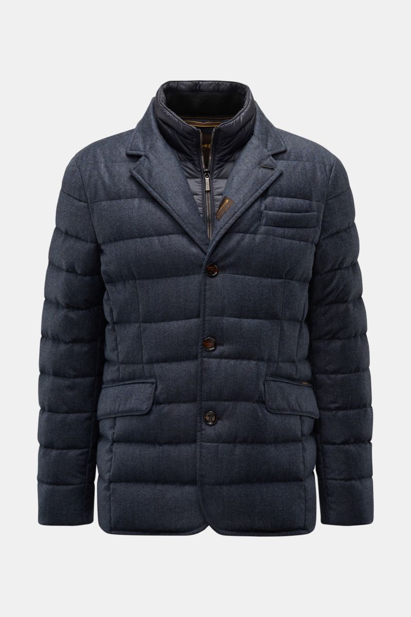 Moorer Daunenjacke 'Nomos' dark navy meliert, frontale Ansicht, gesteppter Blazer mit Slim Fit, Reverskragen, drei Knöpfen, Double-Front, reine Wolle, Gänsedaunenfüllung.