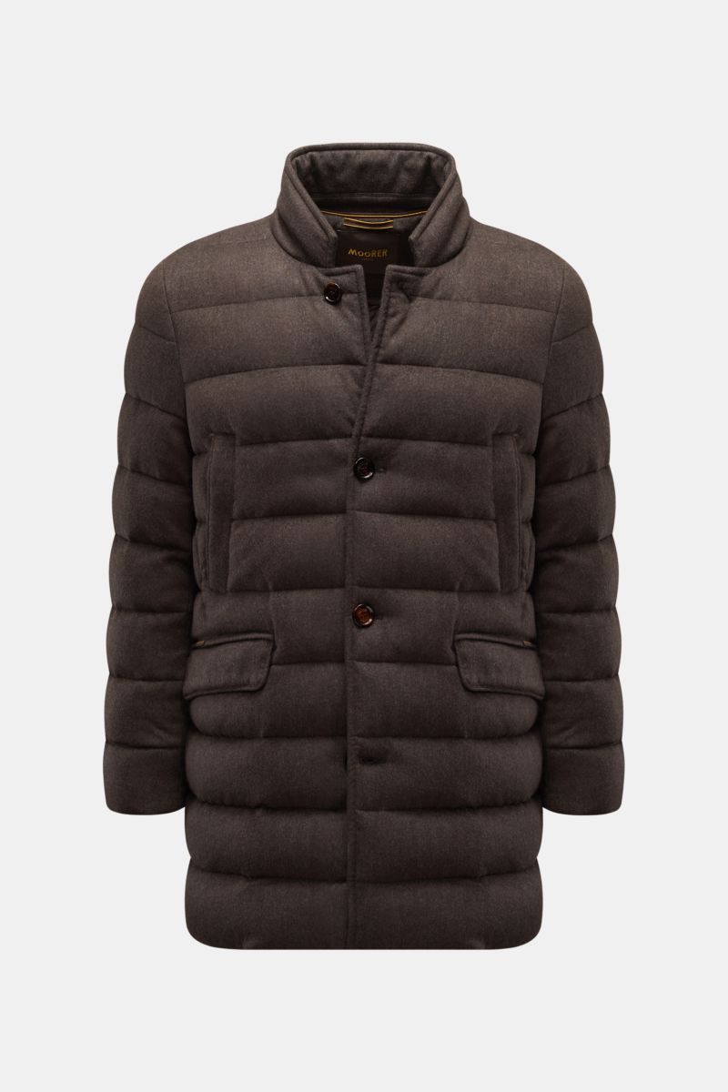 Front view of Moorer Daunenjacke 'Costanzo' dunkelbraun, a slim-fit, dark brown quilted down jacket in wool-cashmere mix with warm down filling.