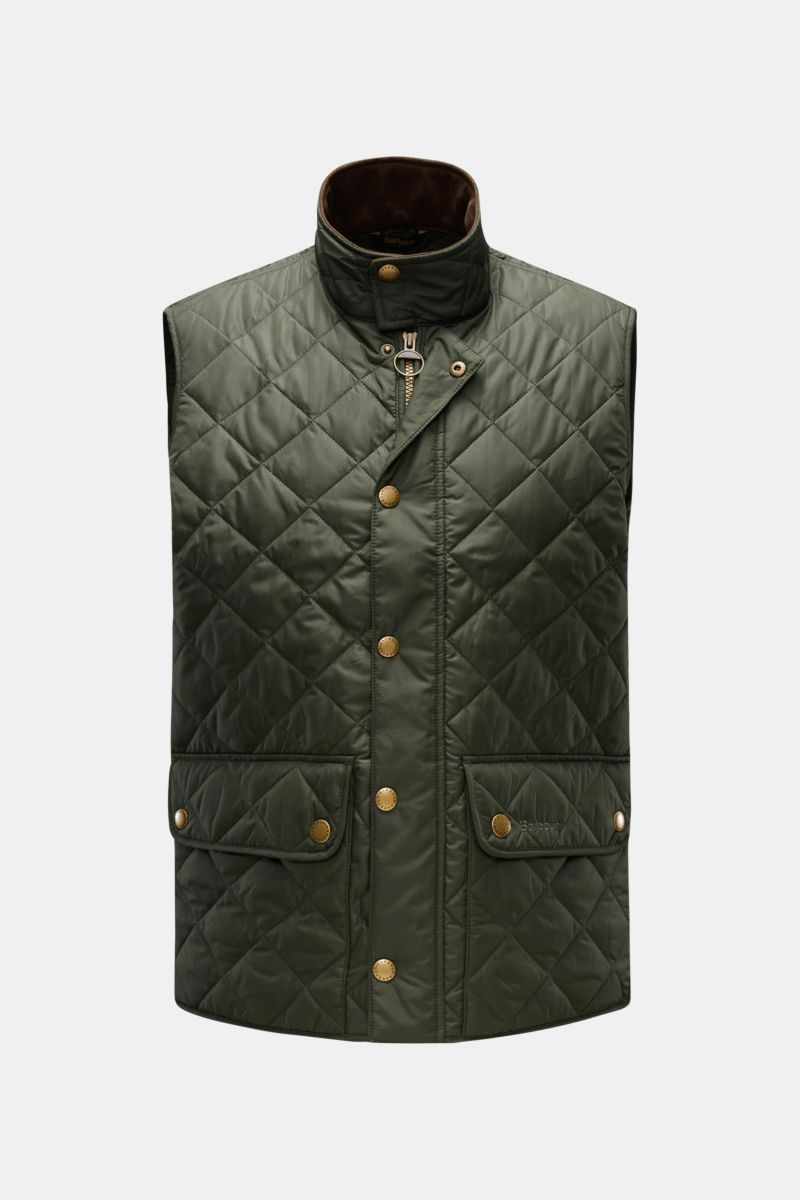 Front view of Barbour Quilted gilet 'New Lowerdale' dark green, featuring diamond quilting, snap buttons, standing collar, and patch hip pockets.

The classic gilet 'New Lowerdale' by BARBOUR is a practical yet characteristic companion for the transiti