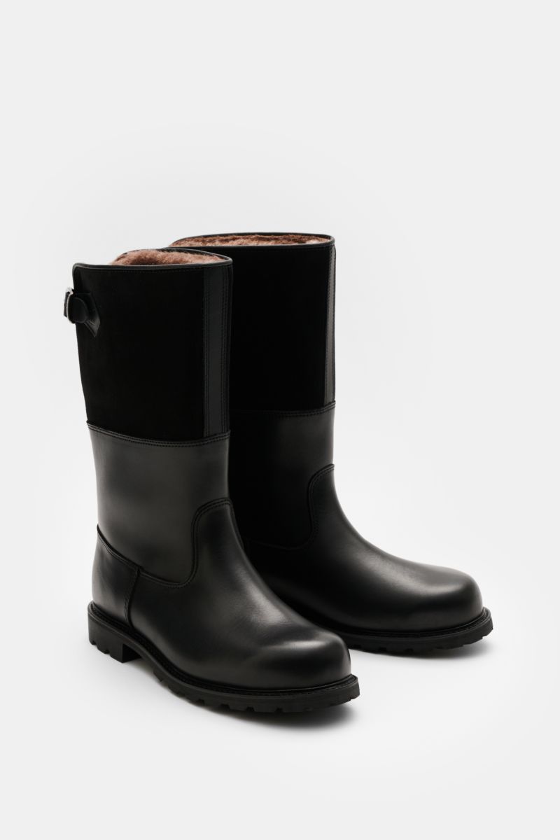 Ludwig Reiter Boot schwarz/dunkelgrau meliert, seitliche Ansicht, Juchtenleder mit Filzschaft, Lammfellfutter, rahmengenäht, Gummisohle.