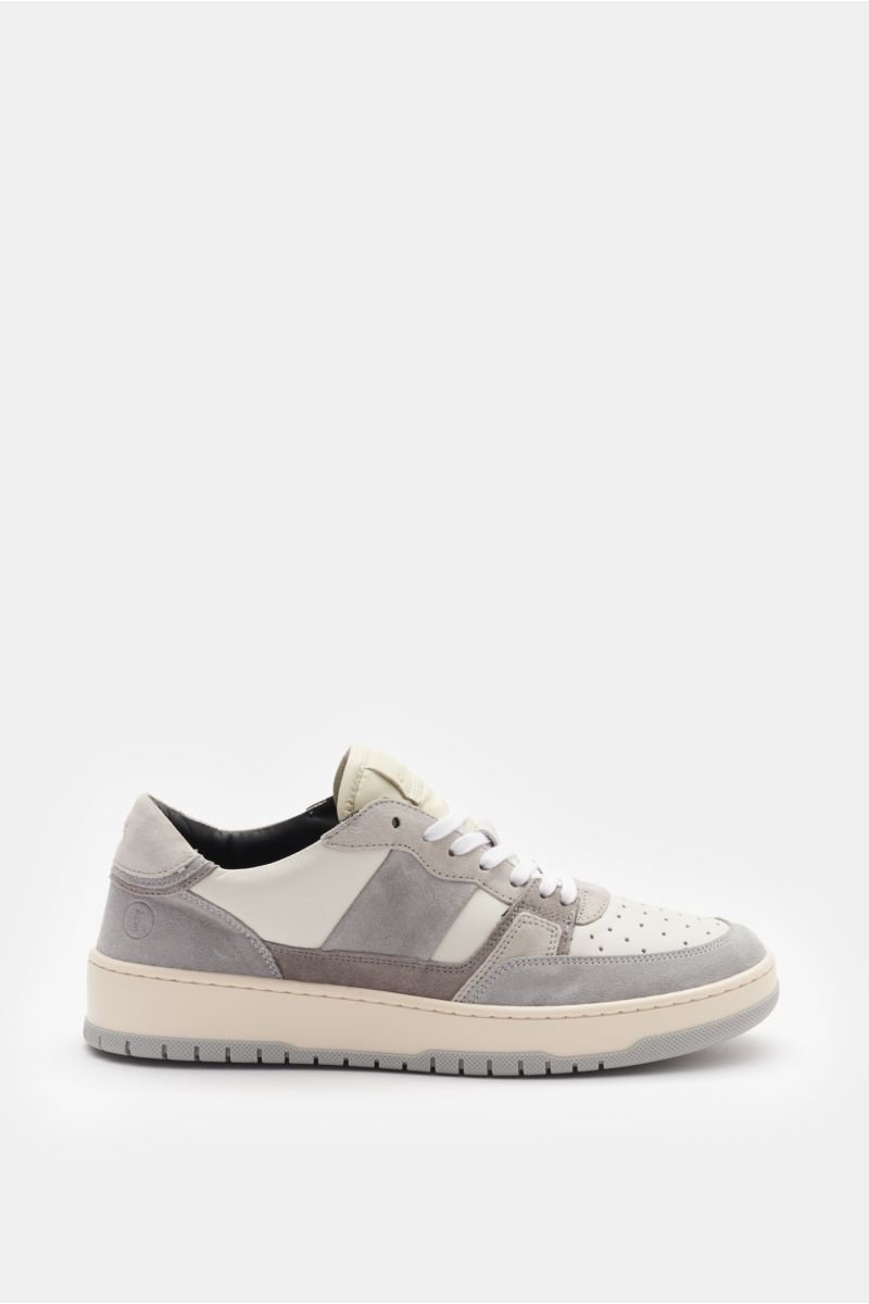 Everlane The ReLeather Court Off-White / Light Grey Low Top Sneakers -  Sneak in Peace