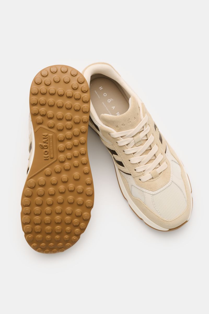 Hogan Sneaker 'Hyperlight' navy/anthrazit shown from top and sole view, beige with suede overlays, round toe, 6-hole lacing, padded collar, leather-textile lining, memory foam insole, rubber sole with studs.