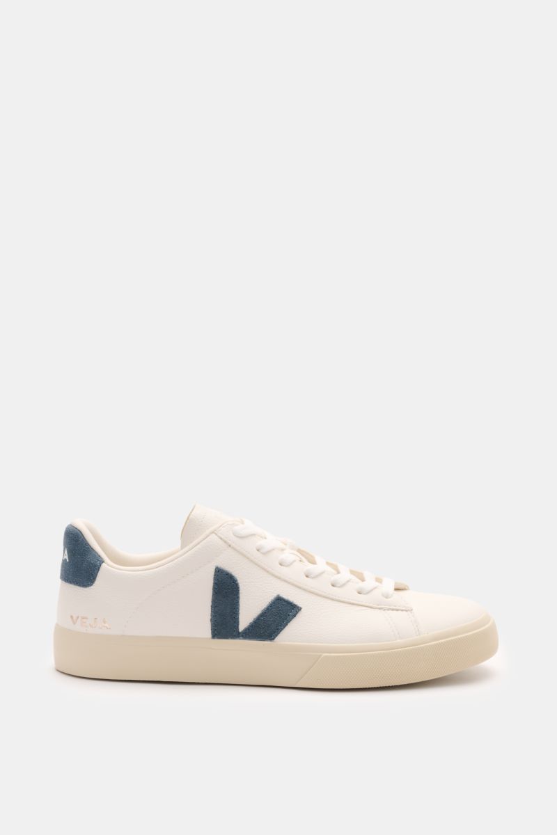 Veja Sneakers 'Campo Leather' off-white/grey-blue shown from the side, featuring distinctively grained leather, round toe, seven-eyelet lacing, suede overlays, padded topline with logo, VEJA embossing on back, fabric lining, and flexible natural rubber so