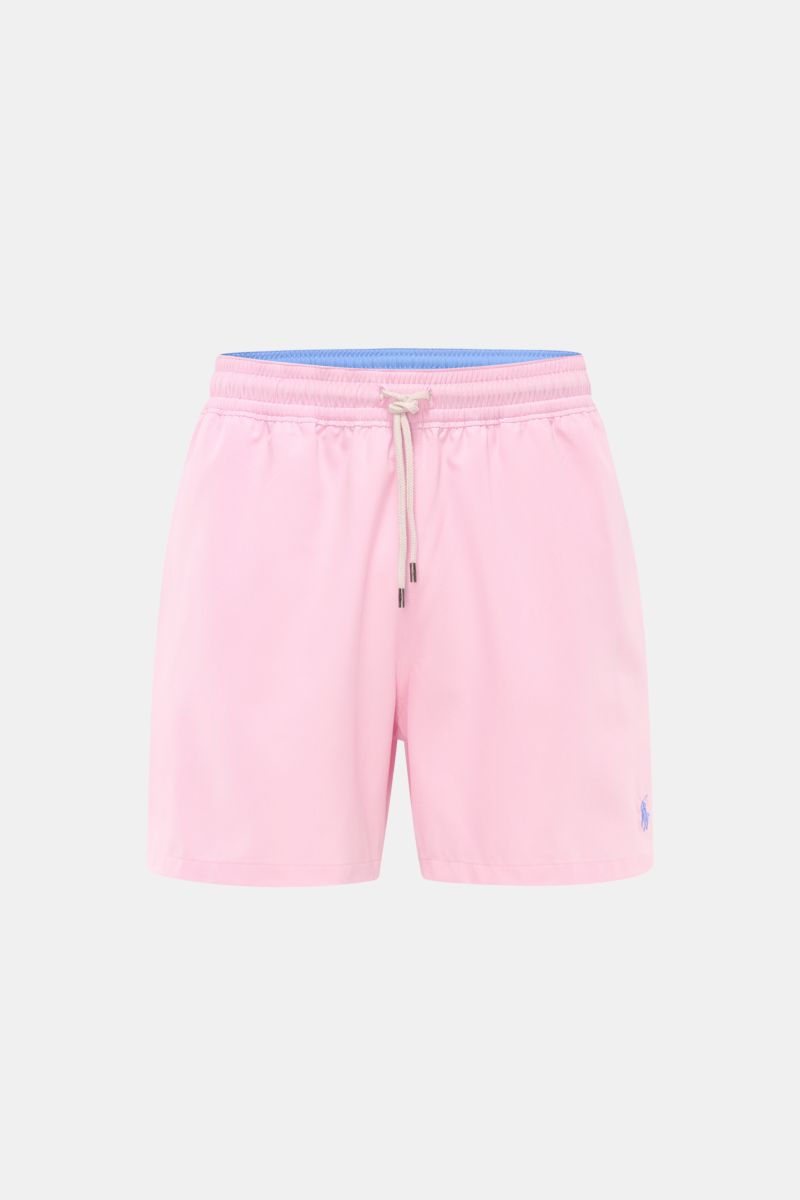 Polo Ralph Lauren Badeshorts 'Traveler' rosé, Frontansicht, Regular Fit, schnelltrocknende Microfaser, elastischer Bund, Taschen, Mesh-Futter, Logo-Stitching.